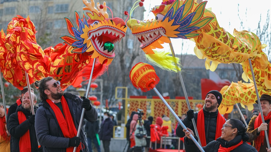 开始采用环